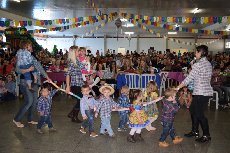 Espaço Cultural Junino 2016: Educação Infantil - Nível II