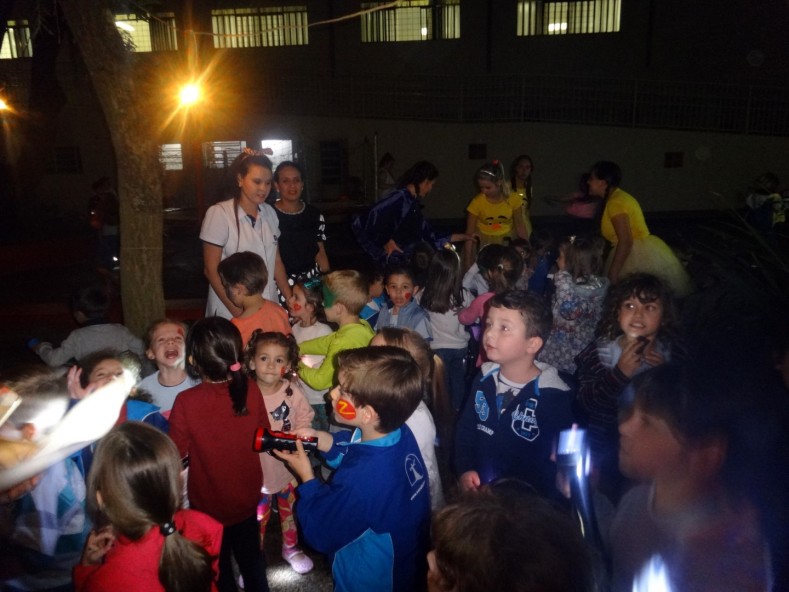 Semana Encantada: Educação Infantil - Happy Night