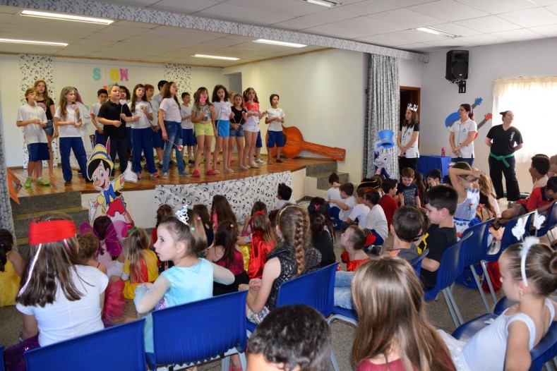 Semana Encantada: Ensino Fundamental I - Show de Talentos