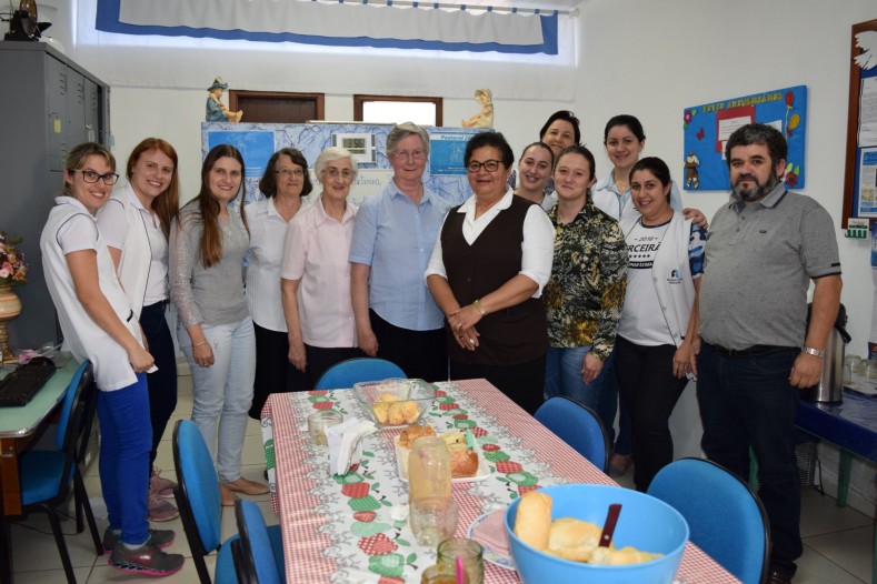 CONSFÁTIMA: Visita das Irmãs Paula Krindges e Ester Muller