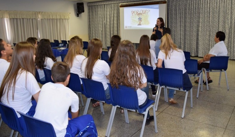 Palestra: Campanha de Vacinação contra a DENGUE