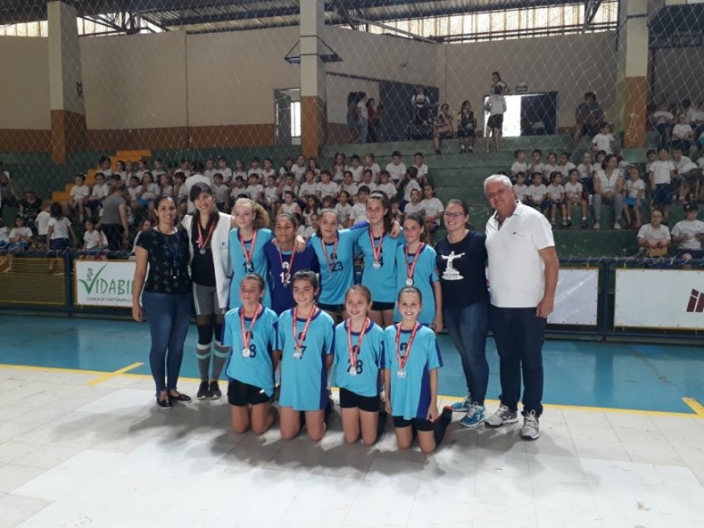 Consfátima prata no futsal feminino