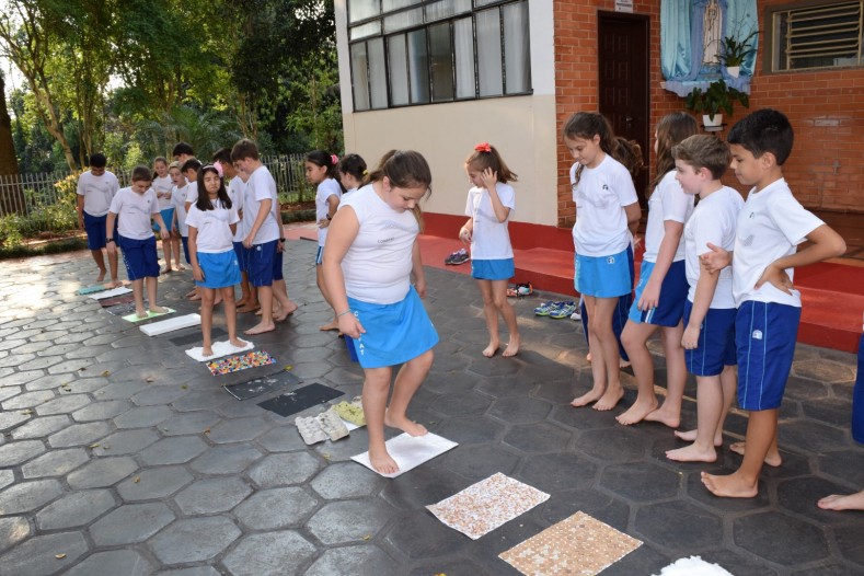 5º Ano - Sentido do tato: Tapete tátil