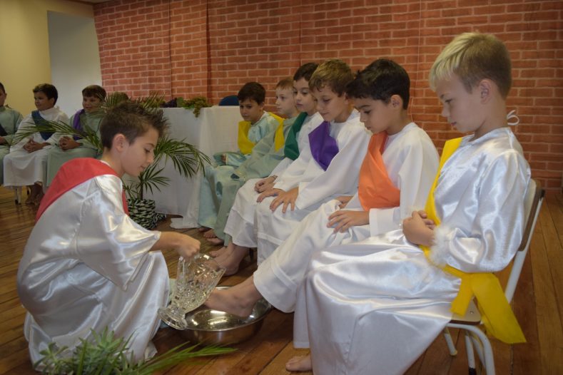 Educação Infantil e Ensino Fundamental I: Celebração do Lava-Pés